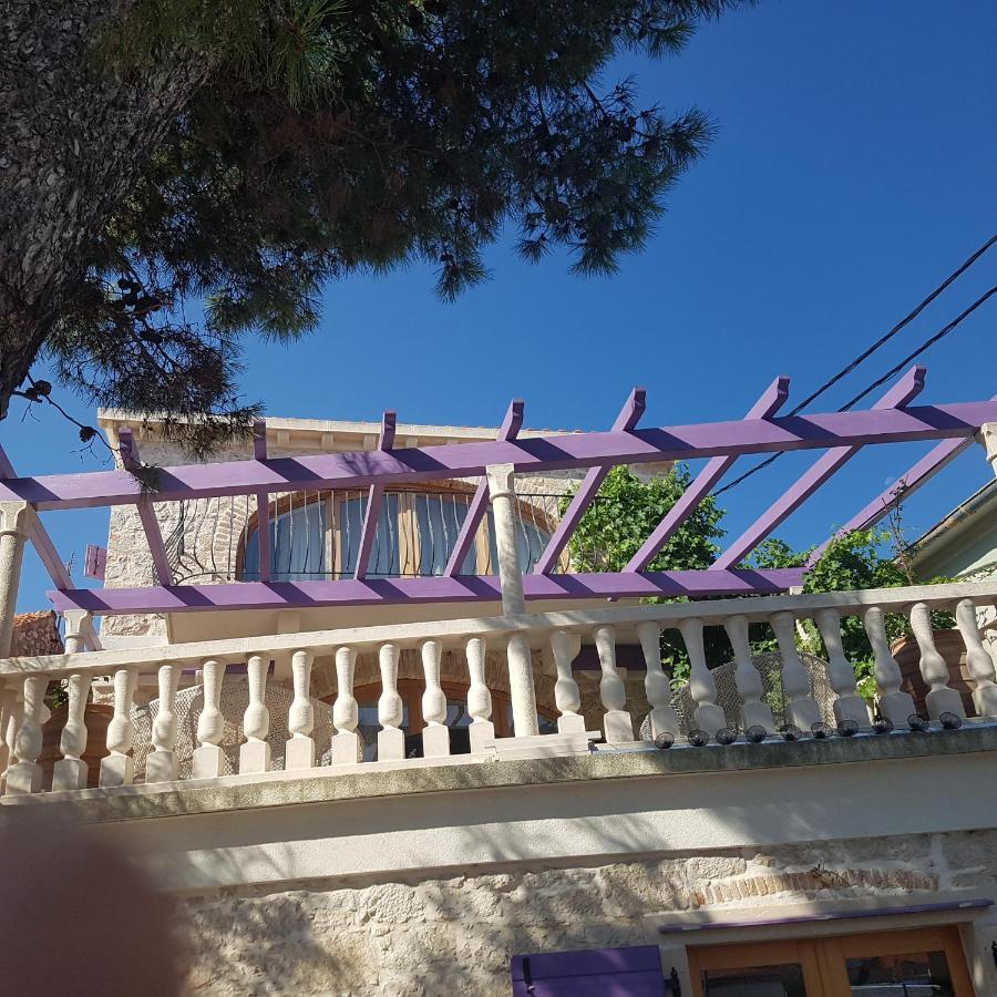 Jardin Kapetanova Kuca Apartment Veli Iž Екстериор снимка