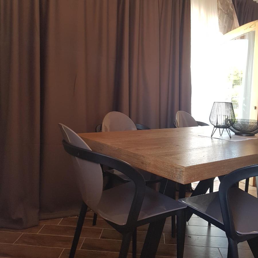 Jardin Kapetanova Kuca Apartment Veli Iž Екстериор снимка