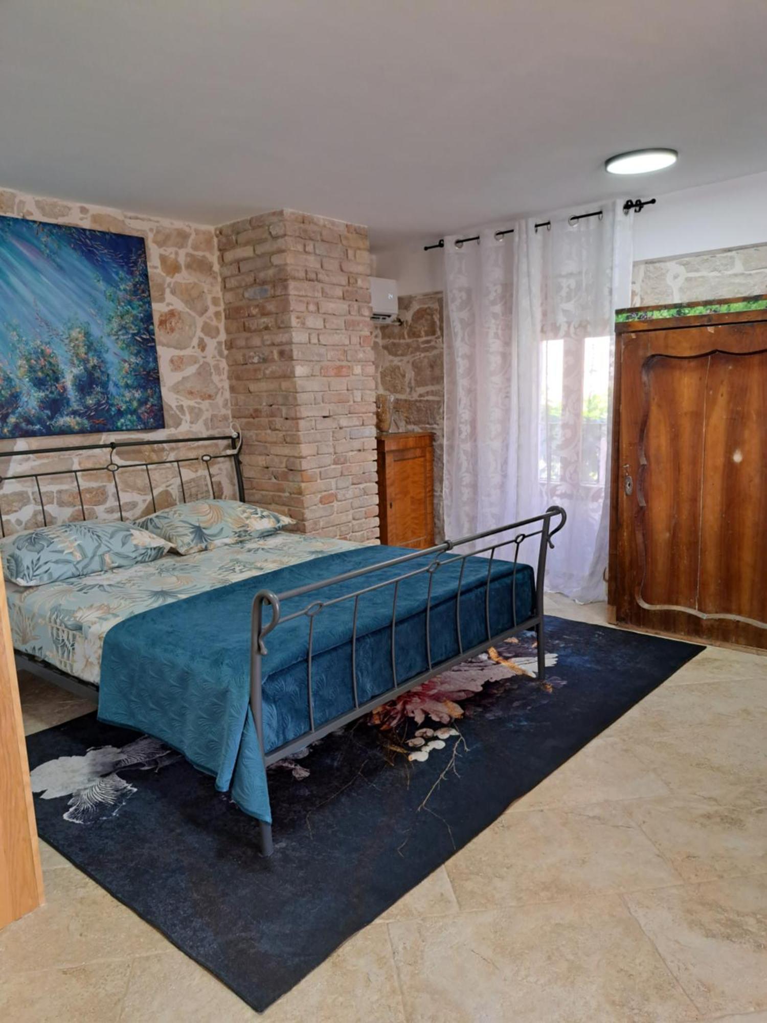 Jardin Kapetanova Kuca Apartment Veli Iž Екстериор снимка